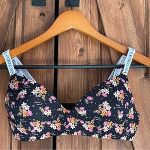 Victoria’s Secret T-shirt Bra lightly padded 36C